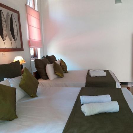 Cosy Nest Home Stay Negombo Exteriör bild