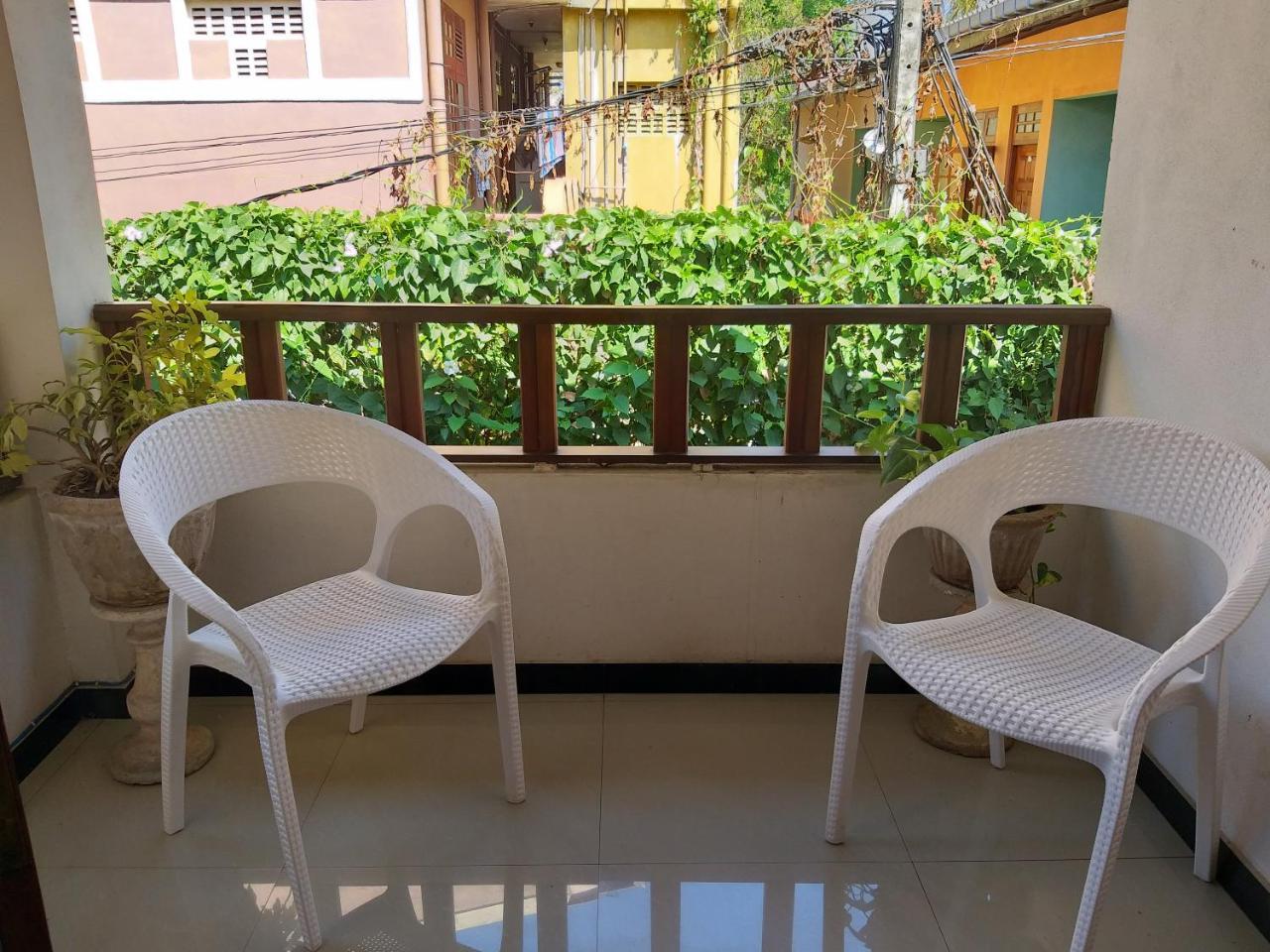 Cosy Nest Home Stay Negombo Exteriör bild