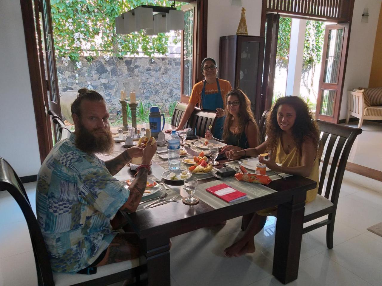 Cosy Nest Home Stay Negombo Exteriör bild