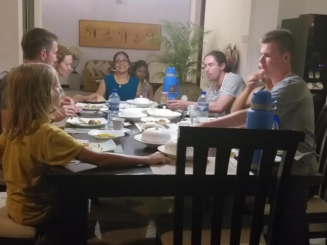 Cosy Nest Home Stay Negombo Exteriör bild