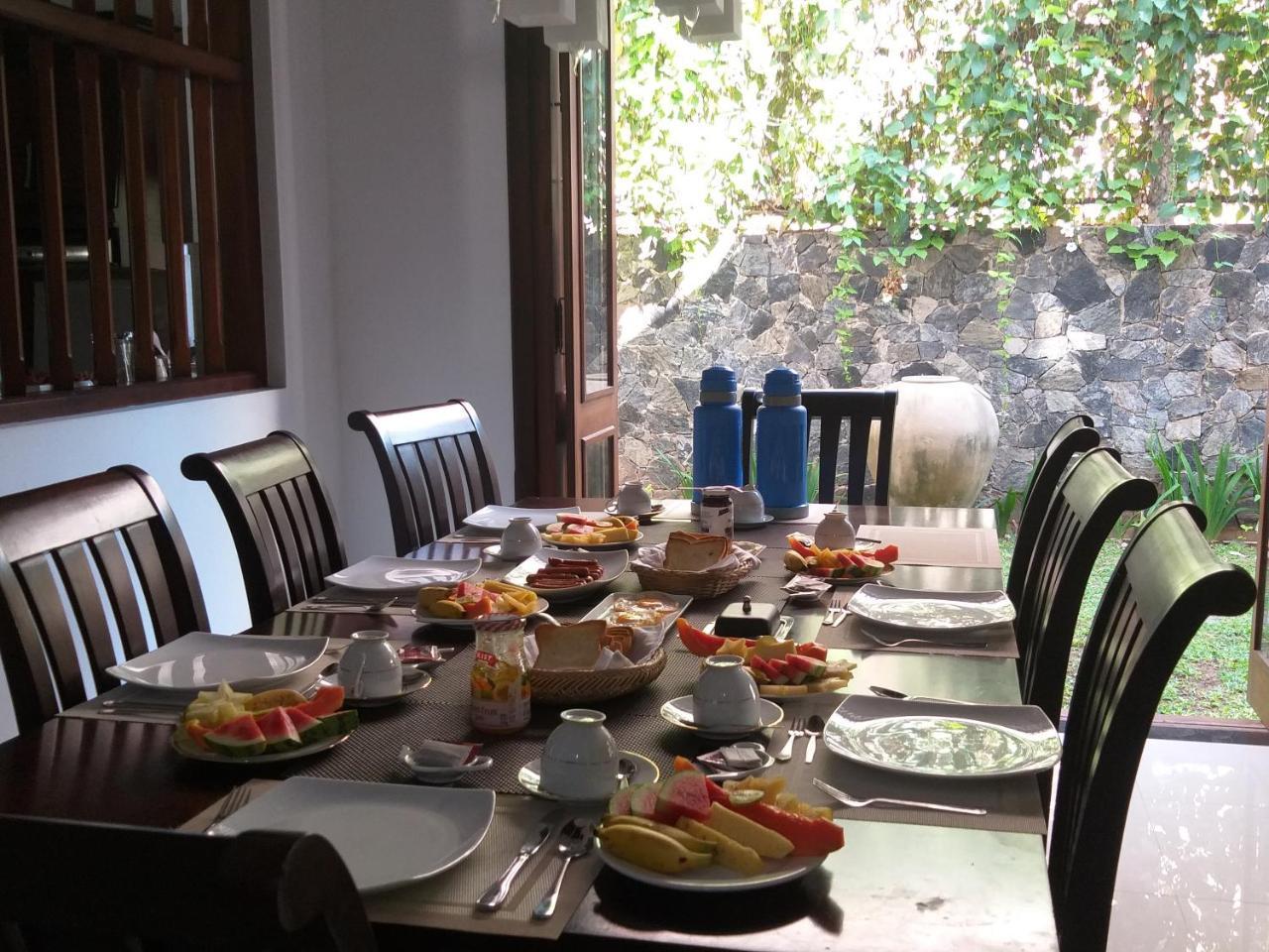 Cosy Nest Home Stay Negombo Exteriör bild