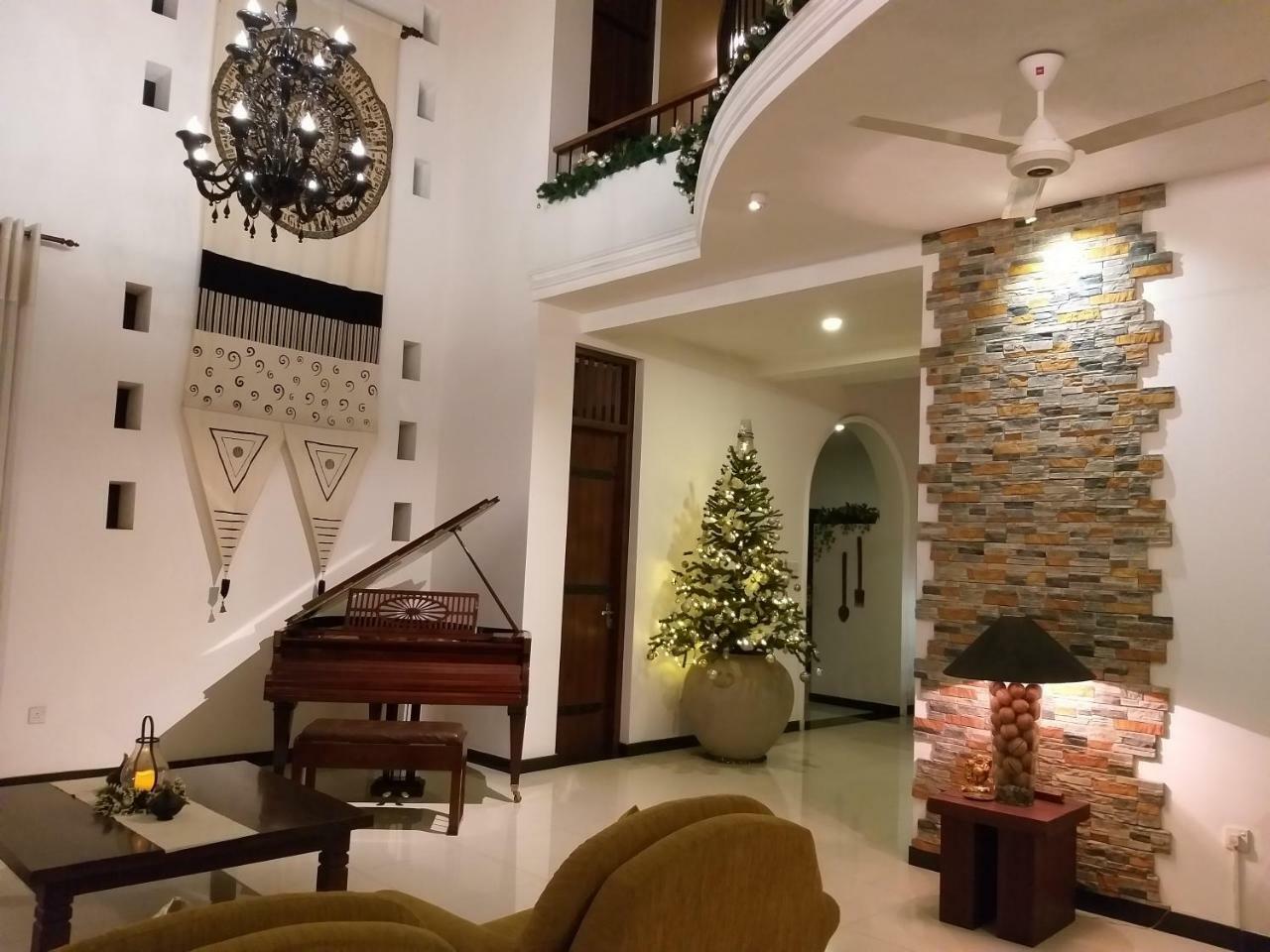 Cosy Nest Home Stay Negombo Exteriör bild